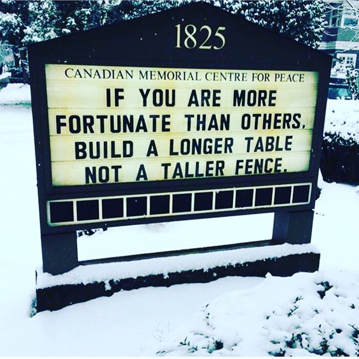 ManuIntiraymi's tweet photo. Oh if even 20% the mega #rich believed in this... #goodphilosophy #Manusays #startrekfans #StarTrekVoyager #lovepeople #healthcarefirst https://t.co/oGdFNmvmuq