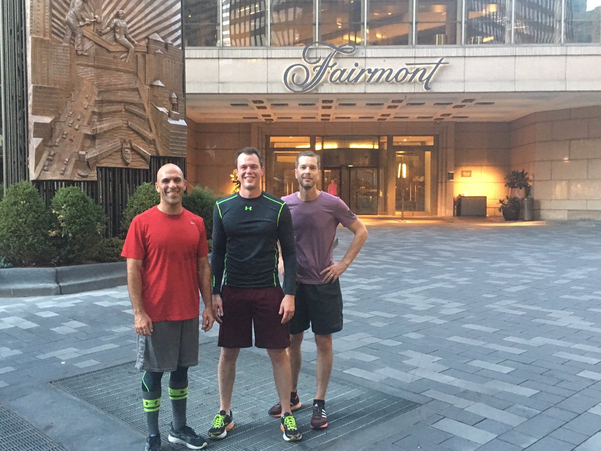 nabldc's tweet photo. Thank you to all the runners who joined us on the morning lakeshore run today! #2017BAW https://t.co/Vobi28Wy06