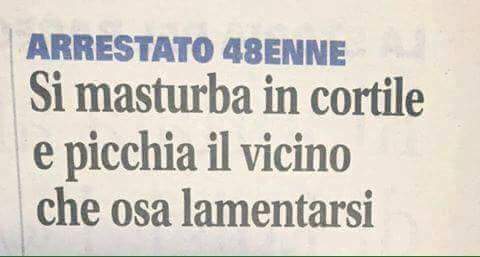 Non ci si può  più  masturbarsi in pace 😂😂😂