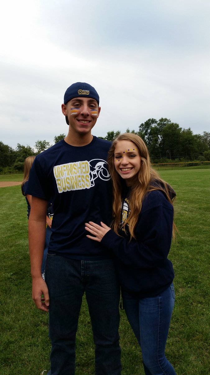 Noland246's tweet image. Happy birthday!! @angelaagroff