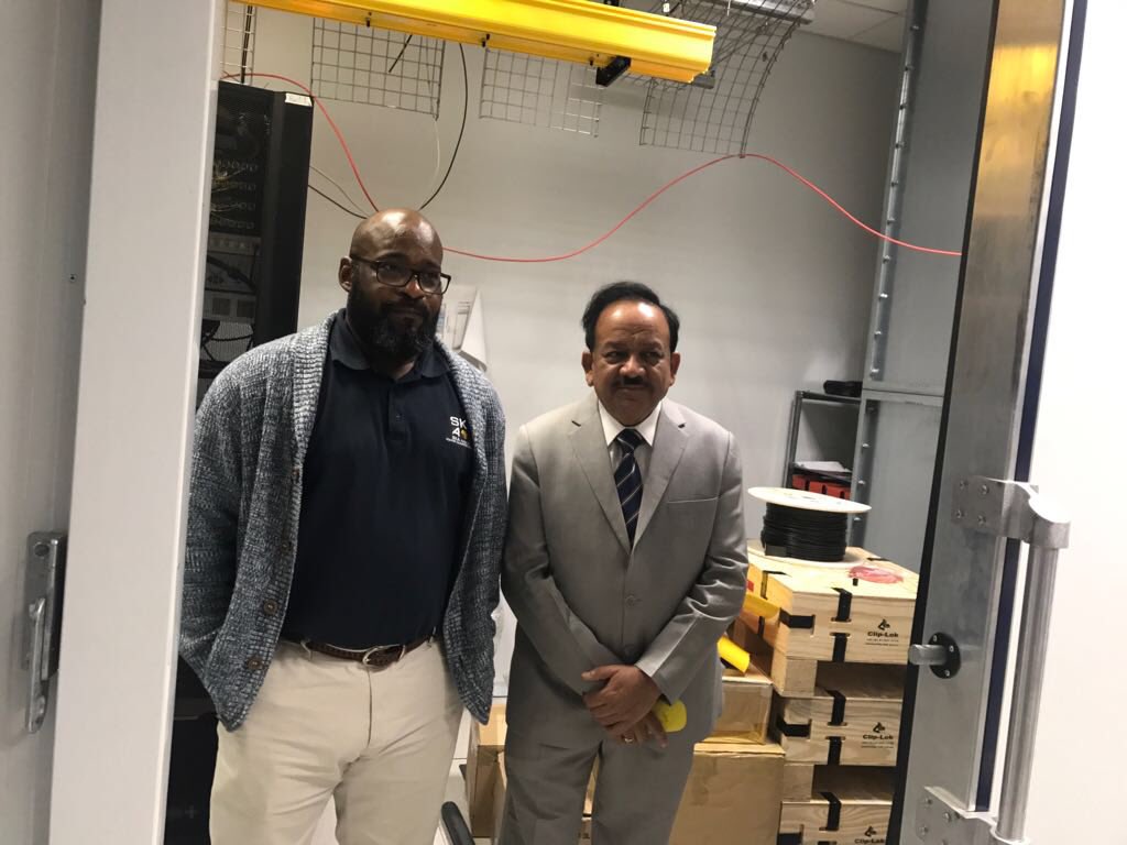 drharshvardhan's tweet photo. It's being developed in the southern hemisphere, in sub-Saharan states where the view of the Milky Way is best and radio interference least https://t.co/XK7RbfMuwf