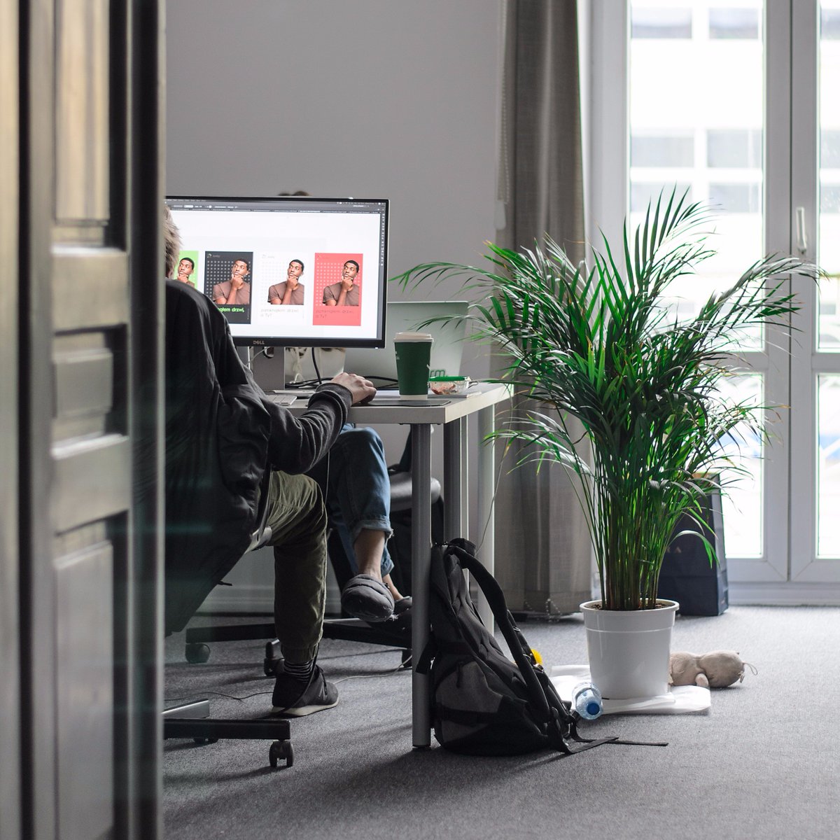 VORM_lab's tweet photo. #Strategizing and #designing from the new #office 🔥 https://t.co/zJHwfK65gC