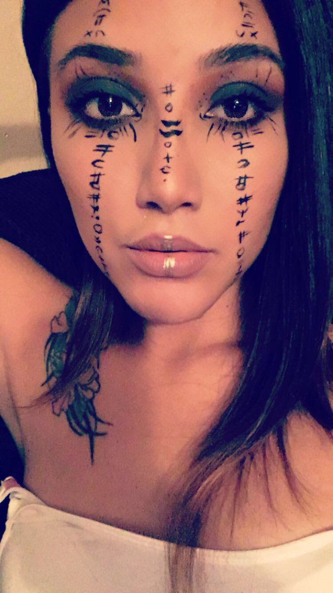 Express_Monique's tweet photo. It's that time of year again where I start bustin out the Halloween looks. BCknto freelancing https://t.co/XldBQzkst6