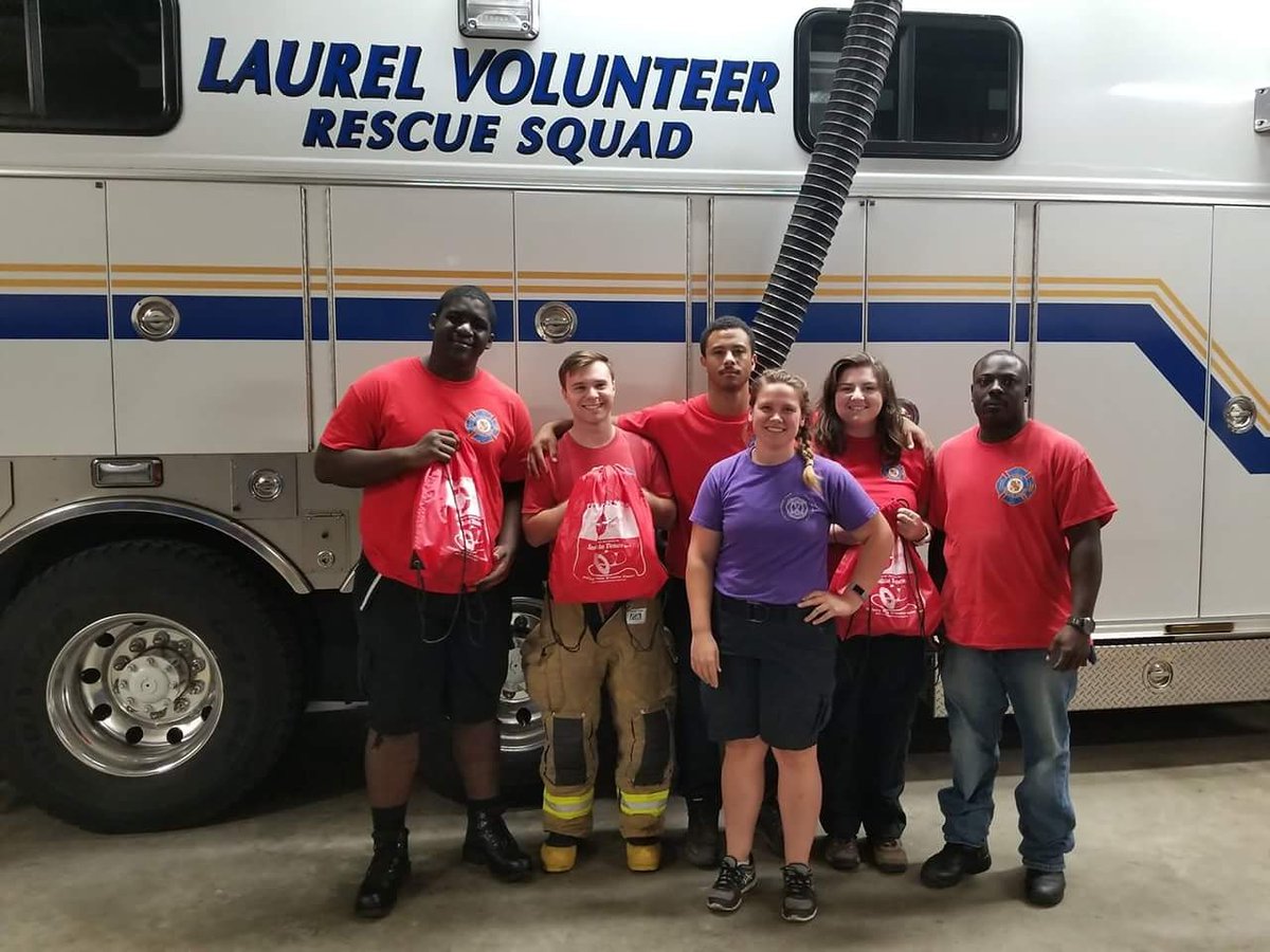 LVRS49's tweet photo. Thank you Invisible Fencing of Prince George's County for donating Pet CPR kits to LVRS this week! #petsafety #petcpr https://t.co/9apdtiQ5Gp
