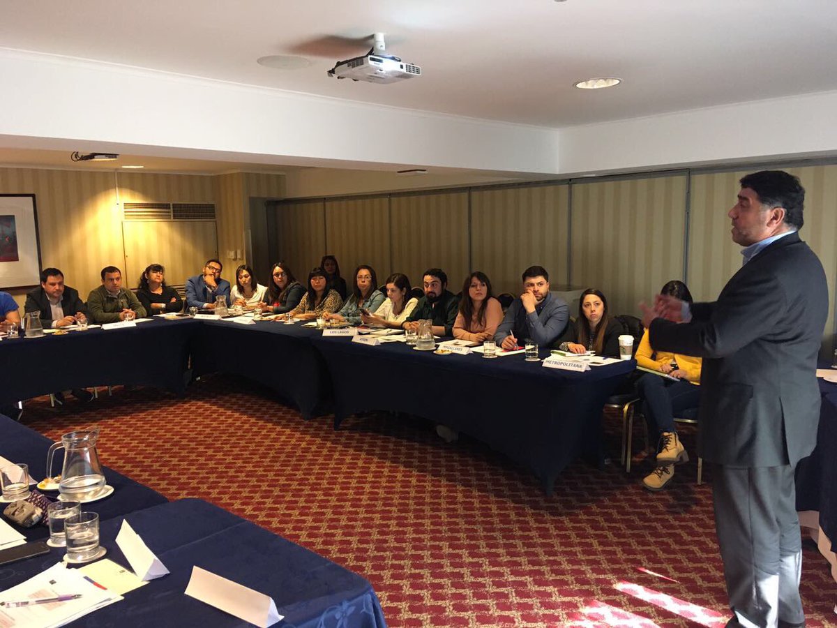 SENAMAGOB's tweet photo. DN Rubén Valenzuela participa en Jornada Nacional del Fondo Nacional del Adulto Mayor, junto a profesionales de todo el país https://t.co/c3n5GNnoiz