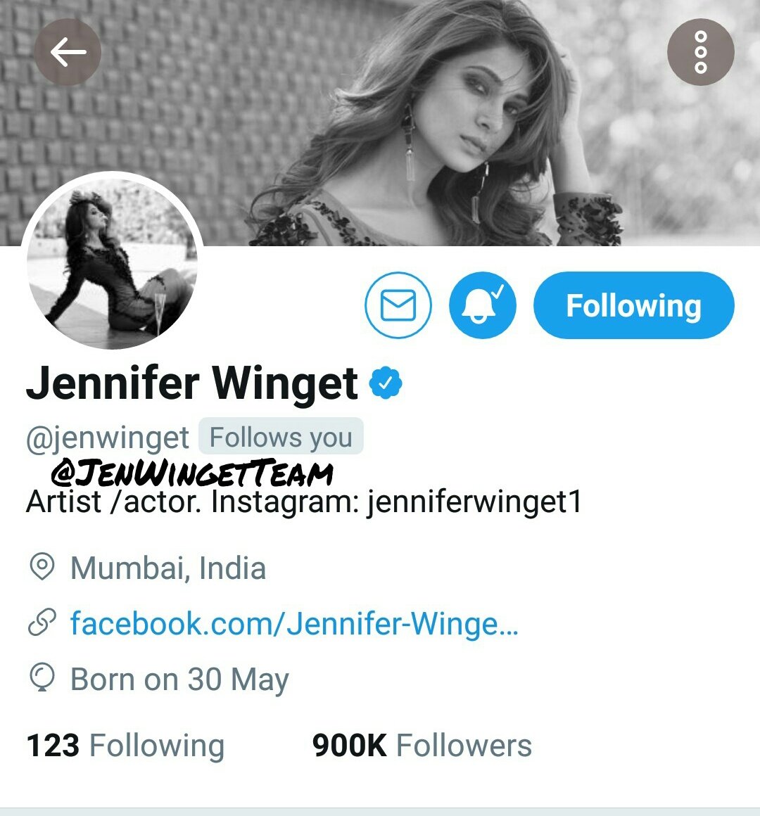 JenWingetTeam's tweet photo. Woop Woop!! It's #900kJennihollics on Twitter!😀😈
New DP is a Must Right?! Are You Listening Gorgeous??👻 @jenwinget https://t.co/TJ6gXUM6S3