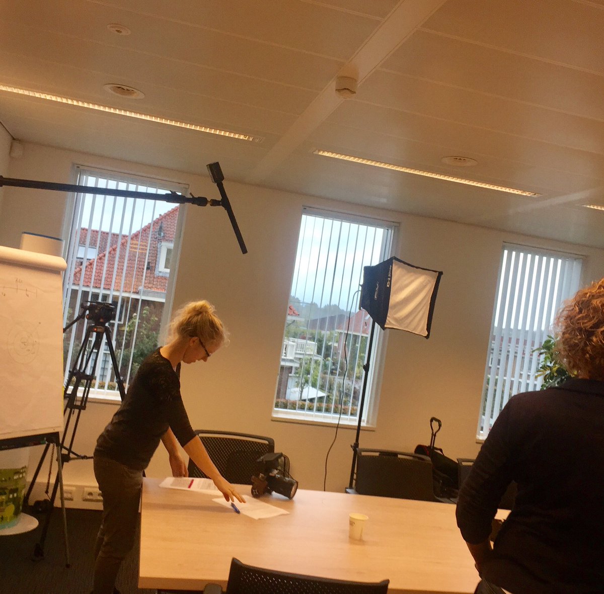 Vandaag staan alle camera's op scherp bij <a href="/AlfamNL/">AlfamConsumerCredit</a>. Samen met <a href="/InfoSupportBV/">Info Support</a> &amp; @teamlewis_nl  #workinprogress #partnership #api