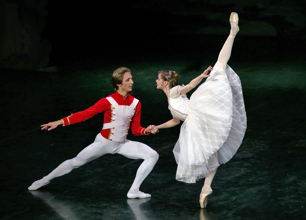 prestguildhall's tweet photo. . @AmandeConcerts returns Mon 13 Nov with #TheNutcracker featuring live Orchestra with over 30 musicians #WorldBalletDay #PrestonHour #Dance https://t.co/uDMytut5Sk