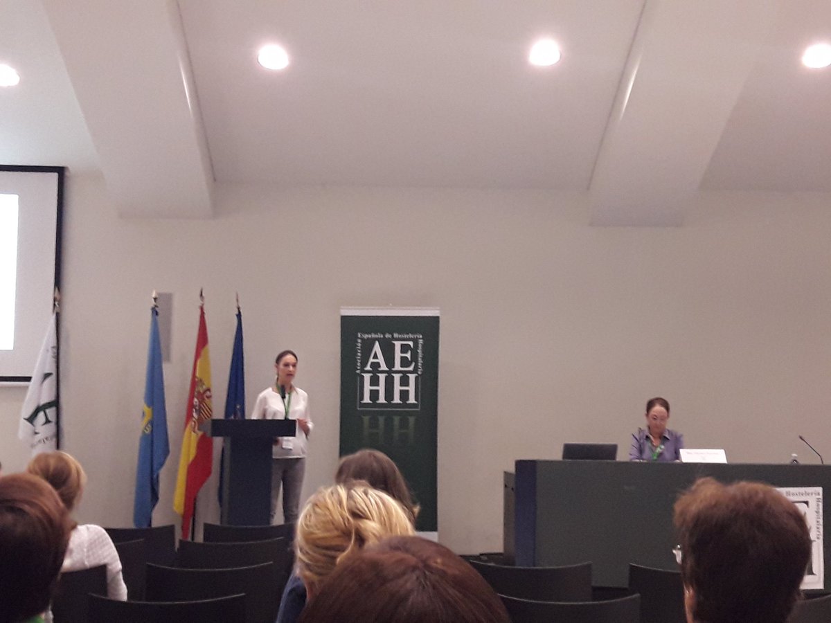 Seguimos en el Congreso en Oviedo de <a href="/AEHH_asociacion/">AEHH_asociacion</a>. Gran trabajo de la organización.  Ponencias muy interesantes.