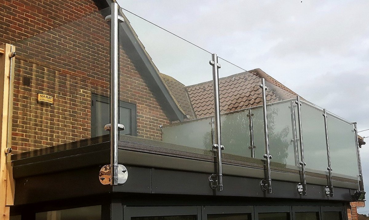 SHEPWAYGLASS's tweet photo. This customer had the right idea by adding one of our balustrades to their property - those views are stunning! #balustrades #glasssolutions https://t.co/kZpJrH44Sv
