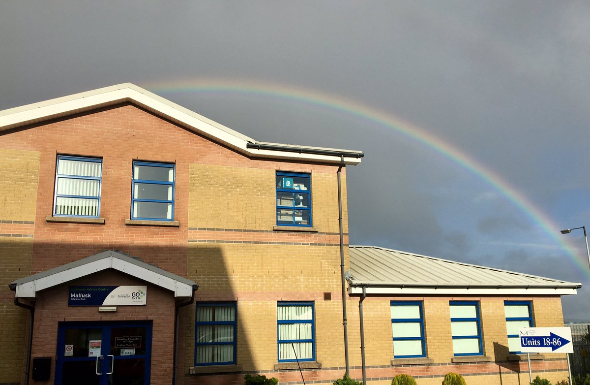 SunshineLeaders's tweet photo. It's a sunshiney rainbow kind of morning @MalluskInfo for #businessoverbreakfast #BOB #AntrimHour #networking https://t.co/pHkeS2yEKk
