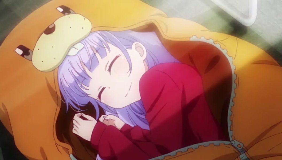 スヤリス姫のパジャマ？ 青葉の