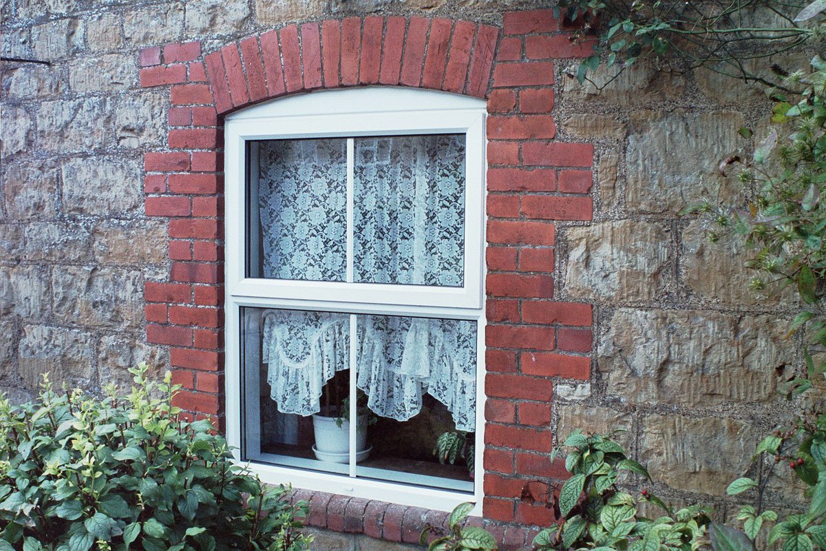 SHEPWAYGLASS's tweet photo. With the Winter months approaching it's time to get your house warm &amp;snug with some new windows and doors. #windows #doors #glasssolutions https://t.co/8GqUUpnDGF