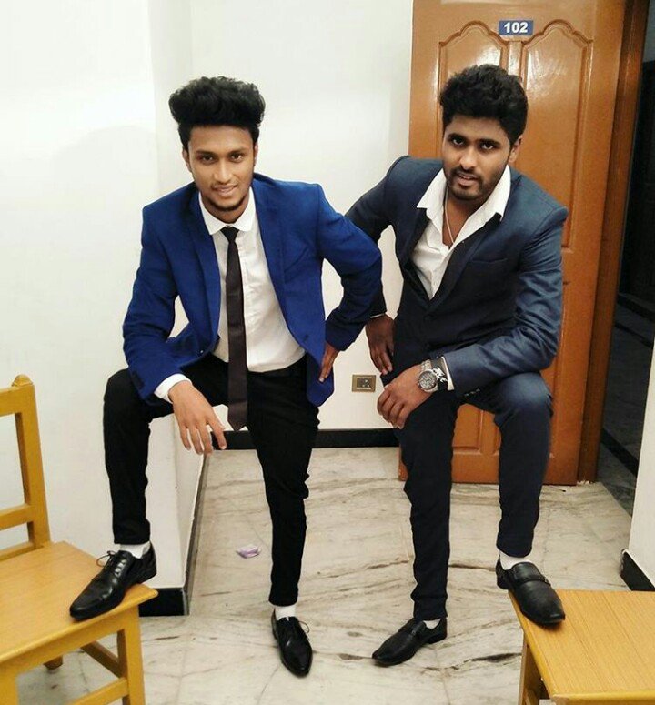 FelinaMani's tweet photo. Handsome boys.. https://t.co/sSqQvAi8gM