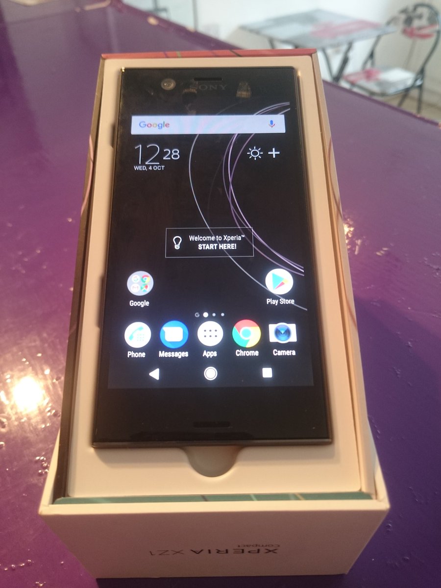 TechlabRepair's tweet image. We have this beautiful #Sony #XperiaXZ1 on offer for only £280! Comes with box and charger and is brand new! #Techlab