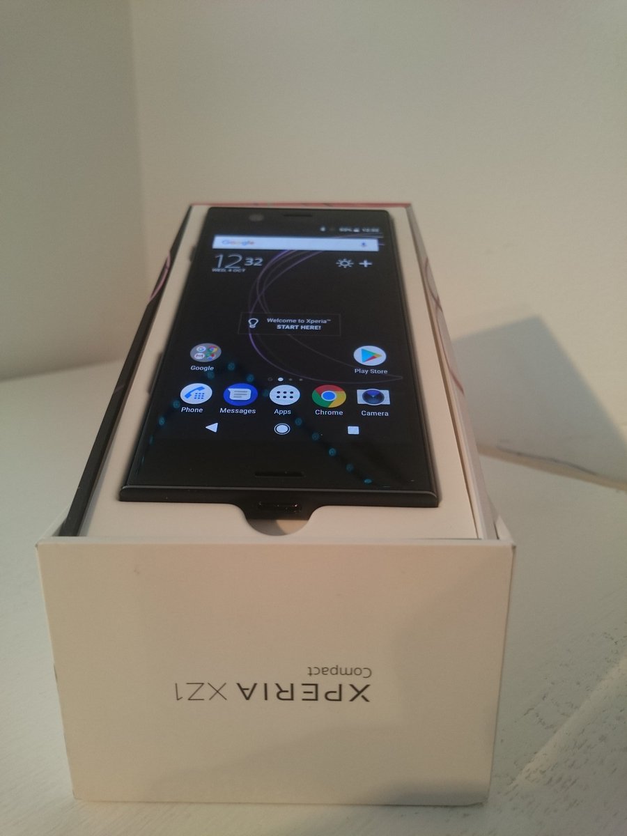 TechlabRepair's tweet image. We have this beautiful #Sony #XperiaXZ1 on offer for only £280! Comes with box and charger and is brand new! #Techlab
