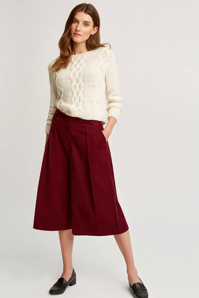 PeopleTree_DE's tweet photo. Heute dreht sich alles um Bestseller und neu eingetroffene Teile: unsere neuen Strickpullis und das Herbst-Highlight: unsere Kordkollektion! https://t.co/dfcbkO304R