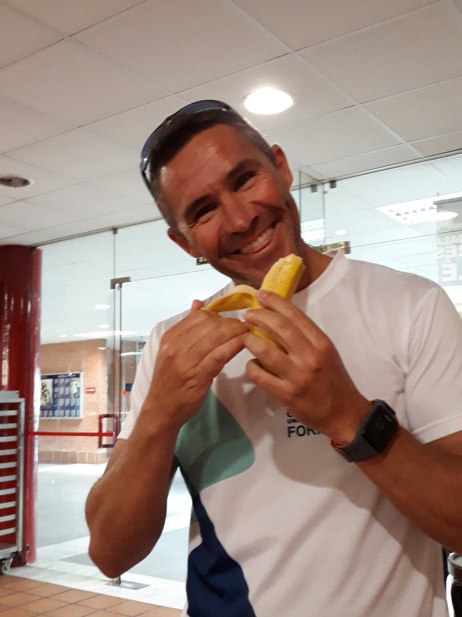 #RetoFrutaReus #DiaUniSaludables <a href="/InfoUMA/">Universidad de Málaga</a> Vota por mi. Un abrazo a tod@s <a href="/ZapasSolidarias/">Zapas Solidarias</a>