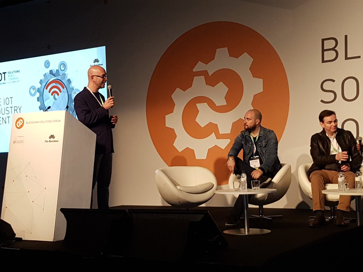 jm_barris's tweet photo. @carlosdomingo moderant debat al #BlockchainSolutionsForum https://t.co/A1w0Nu3dui