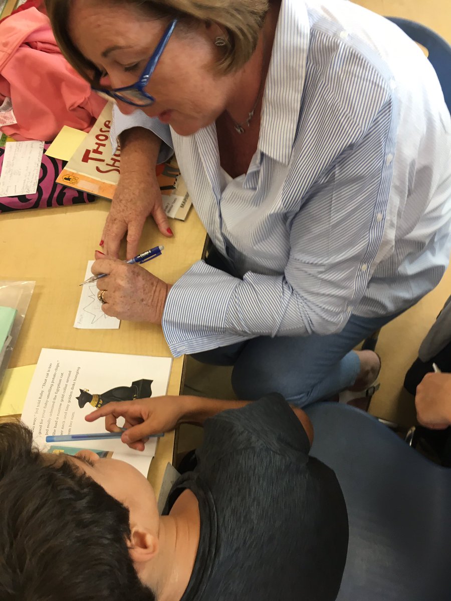 christy_curran's tweet image. Literacy Coaches conferring &amp;amp; collaborating &amp;amp; complimenting. #itsallabouttheleader #inthemoment #inspiring