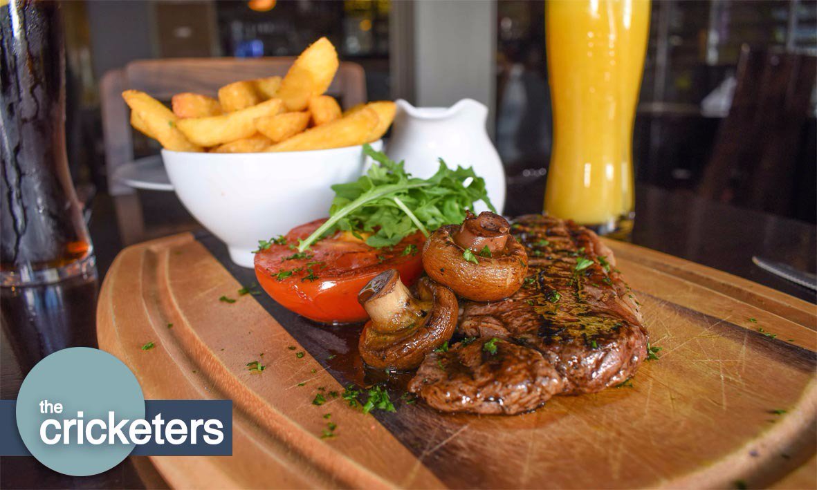 Call 01702 345 053 to reserve a table at The Cricketers. #Southend #Westcliff #PubLunch #SteakNight