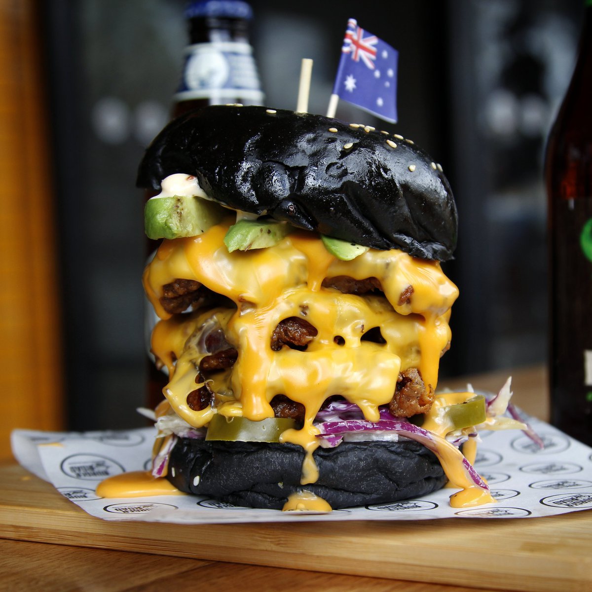 burgersofmelb's tweet photo. NEW Burger Road - Fairfield. #Melbourne #melbournefood #burgersofmelbourne https://t.co/5Y6OglbteV