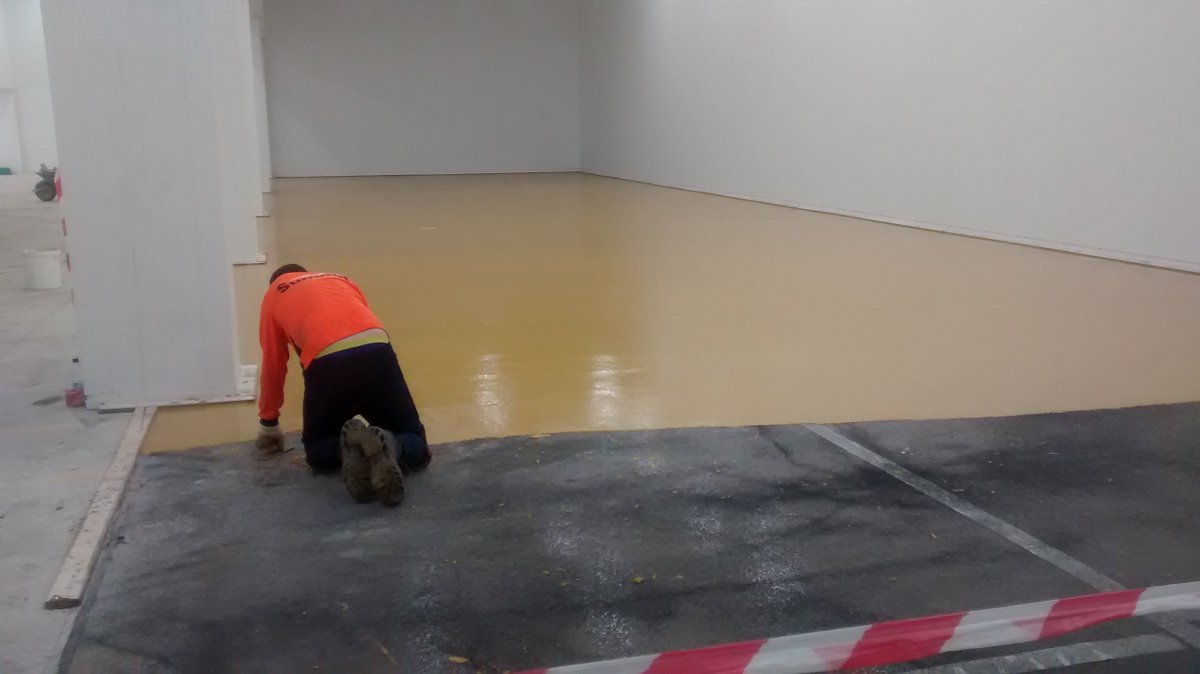 LaydexNI's tweet photo. @ResilutionsLTD Super job! @resdev_resdev products supplied by @LaydexNI 
Looks Brilliant #flooring #hygiene #foodfactory Happy Customer😀 https://t.co/dGrJPOPmWv