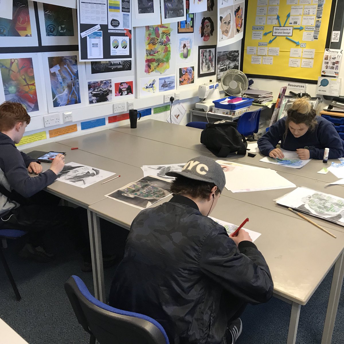 SamBP2's tweet image. Yr10 working on their GCSE Art &amp;amp; Design portfolios @voyagelearning