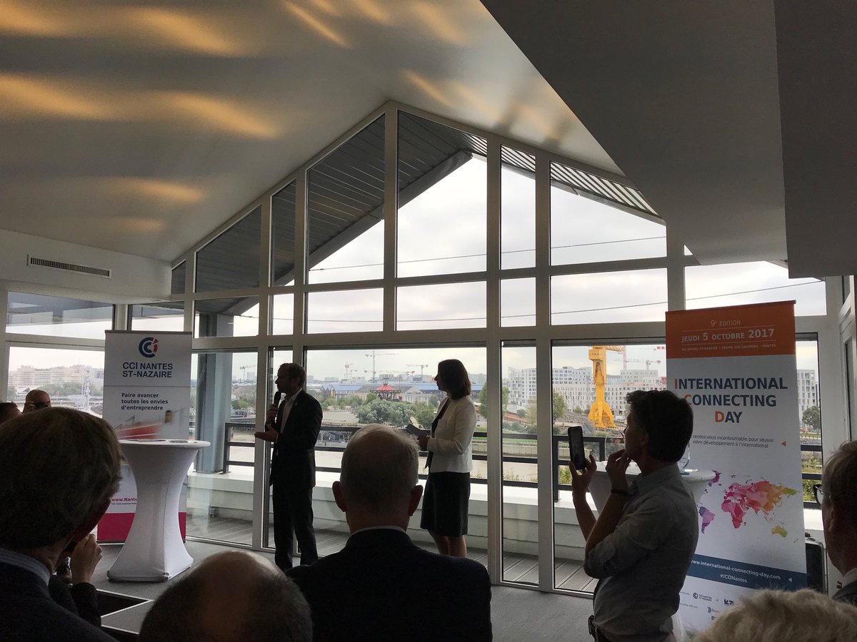 CorinneBesnard's tweet photo. Remise des Trophées #ICDNantes au WTC de @CCINantes, #entreprises Osez l international https://t.co/VYbWXaN54S