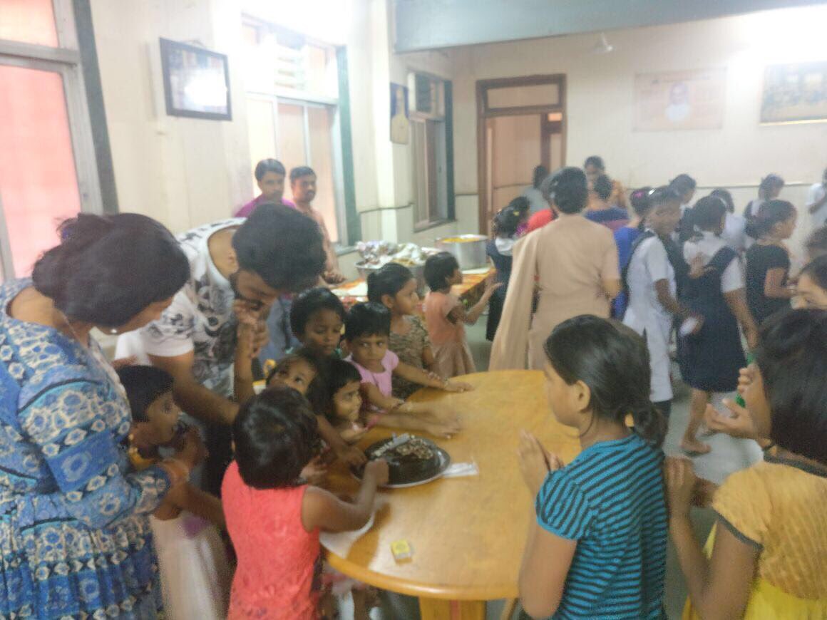 srutafoundation's tweet photo. Happy Birthday @varma_piyush https://t.co/4MF0ihZdNE