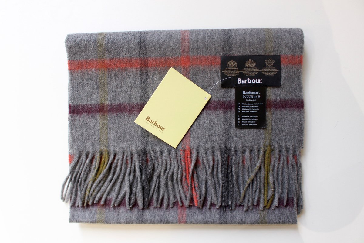 DesignerPopUp's tweet image. Online now Barbour scarves! Reduced from £75 to just £35 perfect for winter....

SHOP HERE: stores.ebay.co.uk/Designer-Pop-U…

#winter #scarves #cold