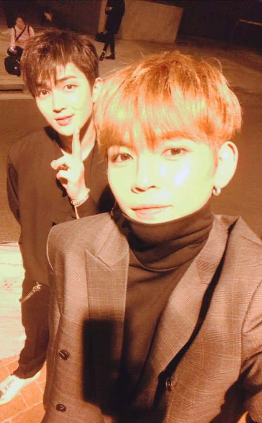 UP10TION's tweet photo. [#쿤] 아낌이들 이쁜 추석 잘 보내고 있죠?? 이제 넘나멋진 업텐션이들을 볼 수 있으니까요!! 곧 만나요!😍😍👍😇

#업텐션 #UP10TION #KUHN #규진 #GYUJIN https://t.co/WXcC7ePl77