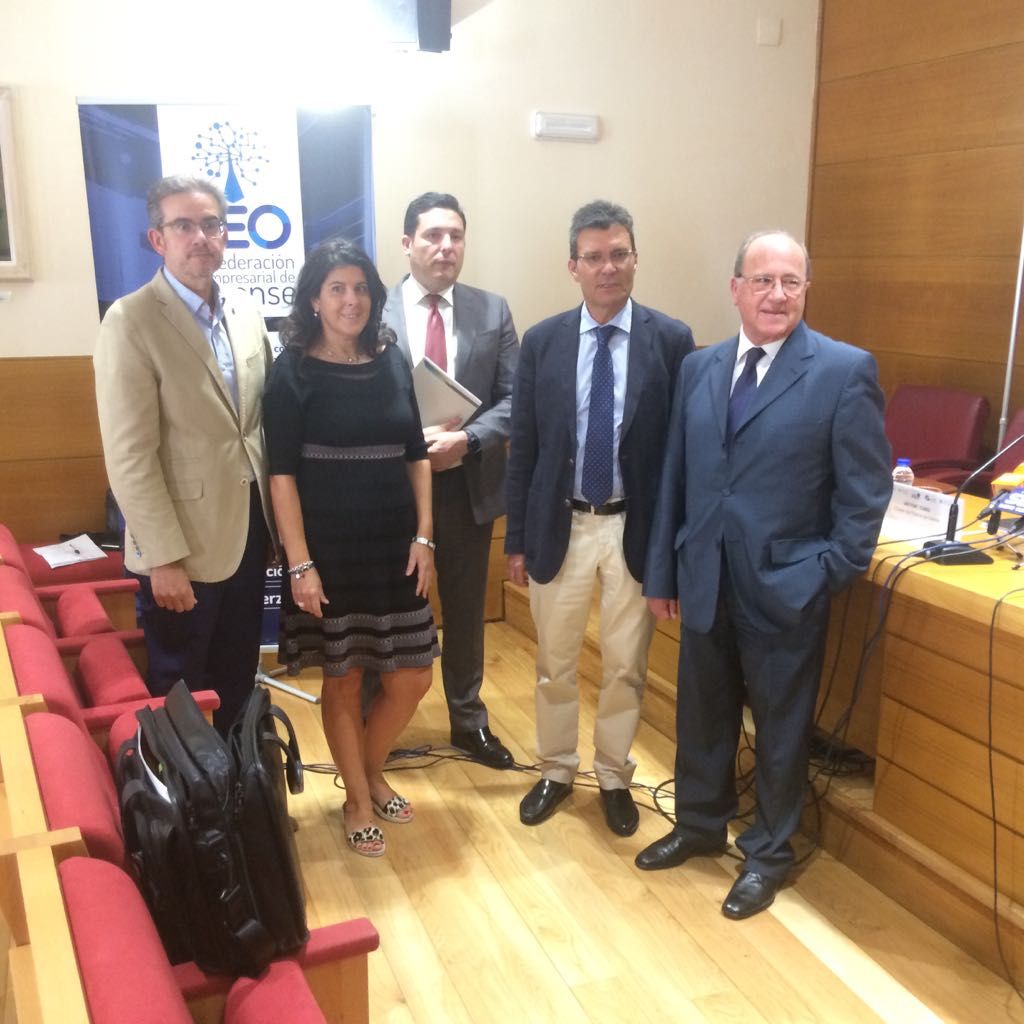 CLUSTERGRANITO's tweet photo. Valoraciones de @ClusterPizarra, #camaraminera, #arigal, @CLUSTERGRANITO sobre la futura Ley de Fomento de Iniciativas Empresariales @Xunta https://t.co/FFlRKTYghm