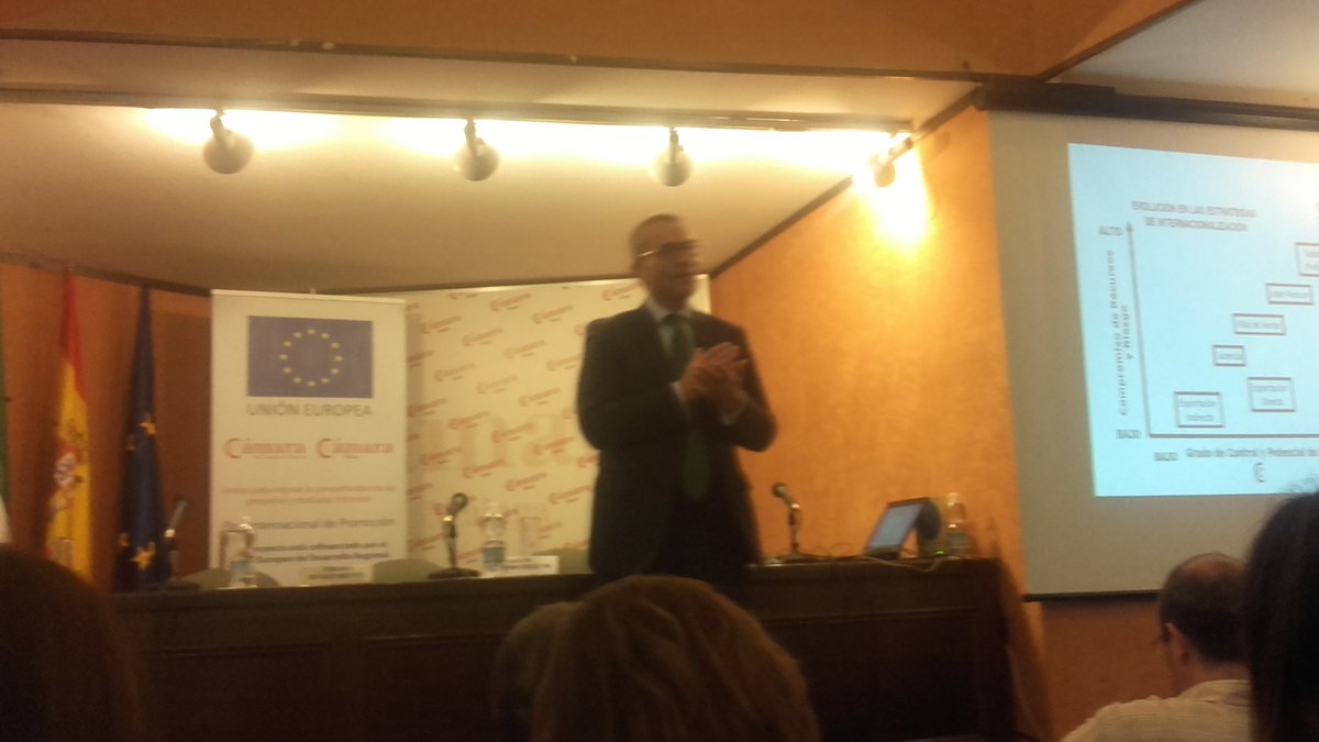 saravp_29's tweet photo. Dia productivo gracias a la Conferencia de Internacionalización con Ángel del Rio. @MarketTeacher @mariajesuscha https://t.co/uUJhde5gcb