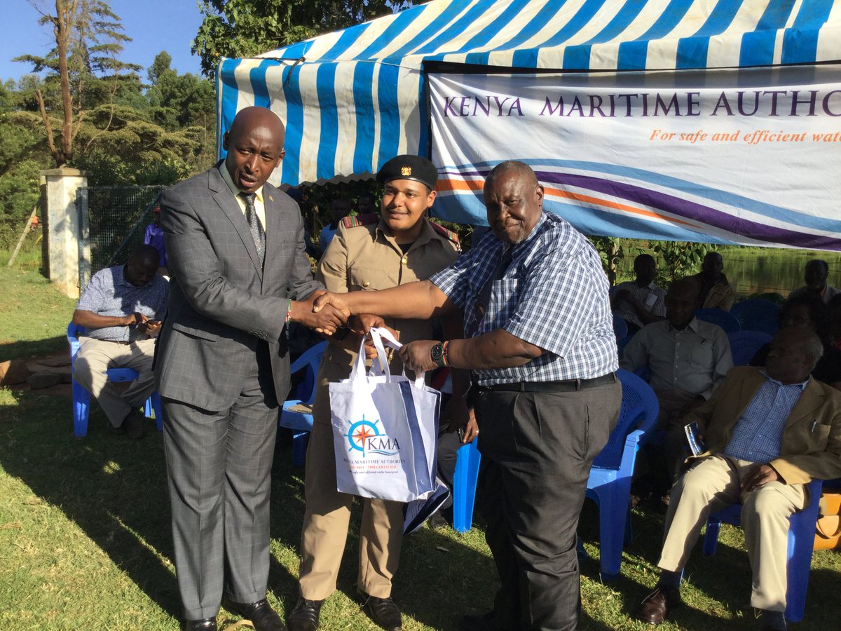 kmakenya tweet picture