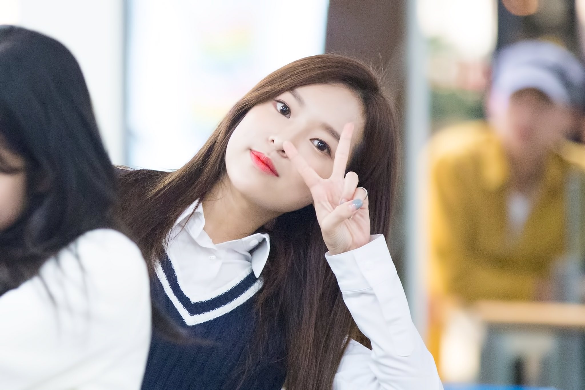 DLXmcnHU8AA_FOA.jpg:orig