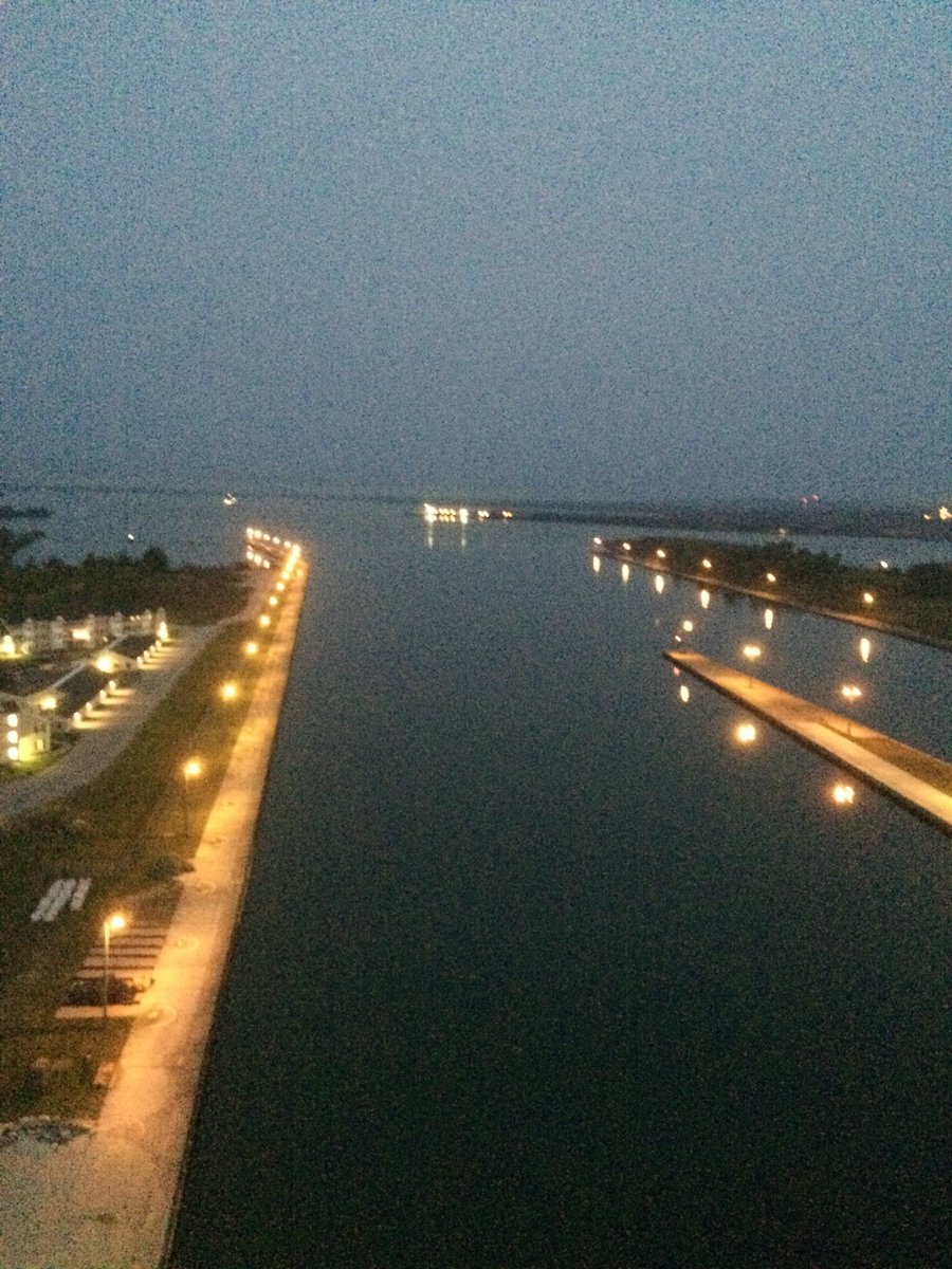 CAHullCoInc's tweet photo. Some awesome views from the Soo! https://t.co/jdpRss1qoI