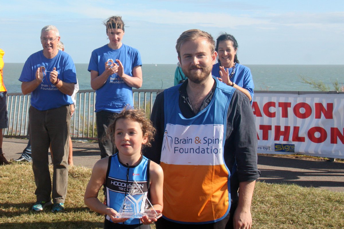 ClactonTri's tweet image. It was great to welcome friends from the @brainspine Foundation to the @ClactonTri Weekend 17. Thanks for presenting the medals &amp;amp; trophies