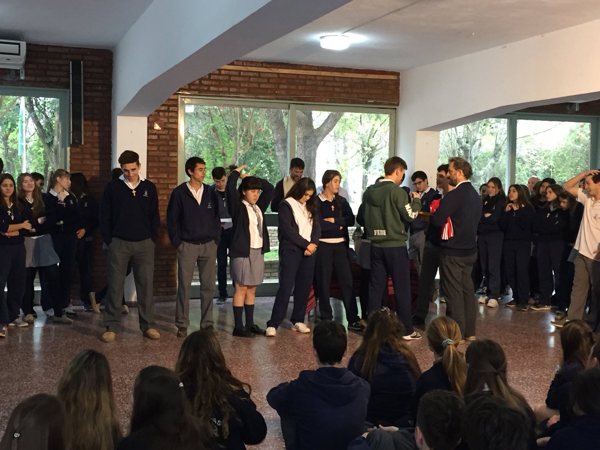 CSJPergamino's tweet photo. Celebración de Envío a la Misión a Chaco https://t.co/27b89QfS6e
