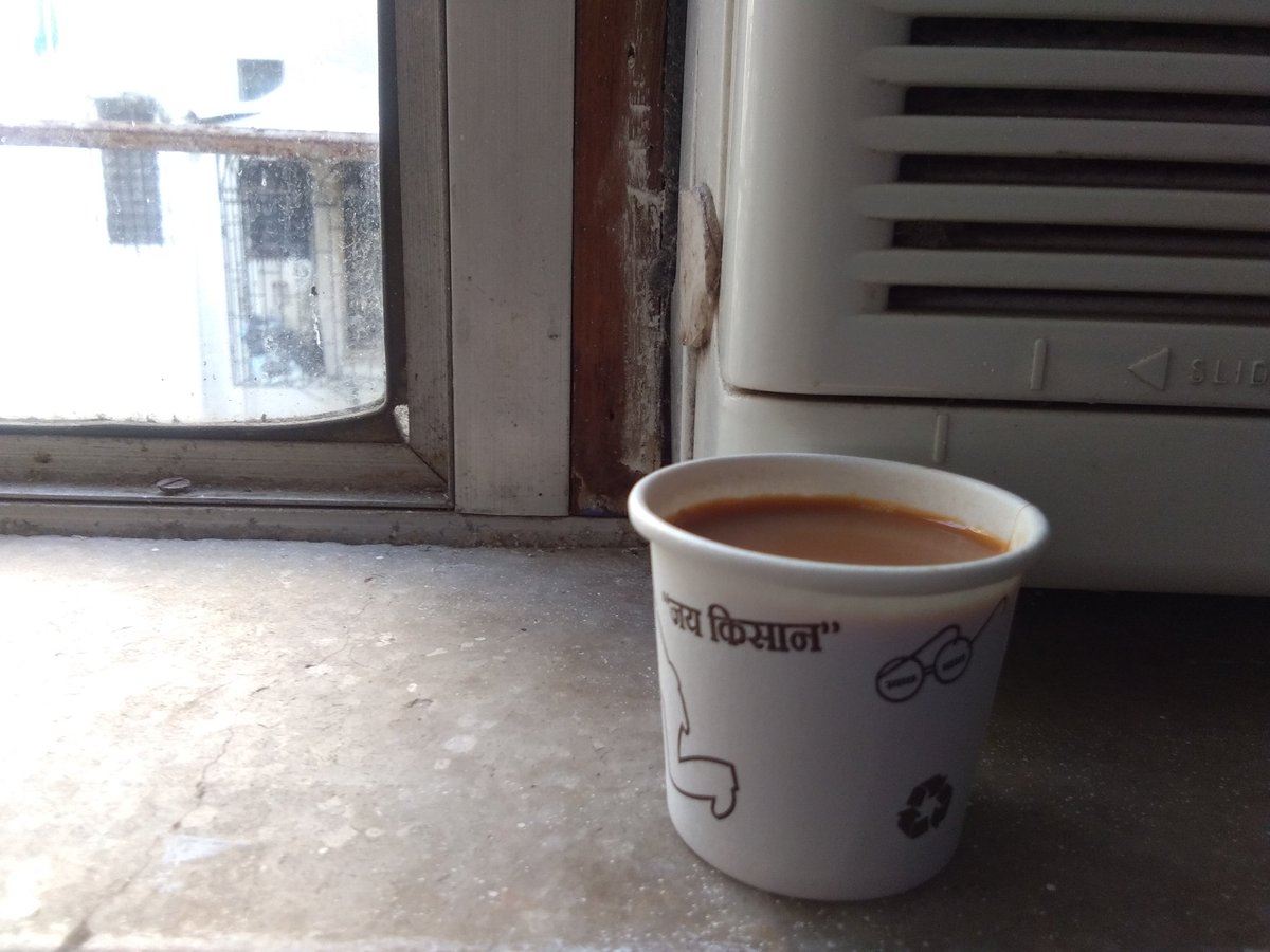 annuroy2's tweet photo. Paper tea cup #Modichai  !

 #SwachhBharatAbhiyan  #SwachhIndia  #ModiTransformsIndia  #SwachhBharat https://t.co/XRJFnHRlhJ