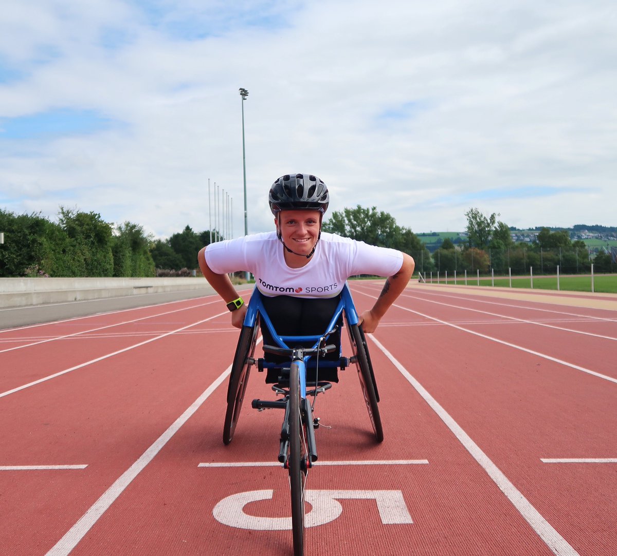 Hard work and determination is what makes thing happen! Ask #TeamTomTom member Lizzie (<a href="/lizziewheelz/">Lizzie Williams</a>)! 😎