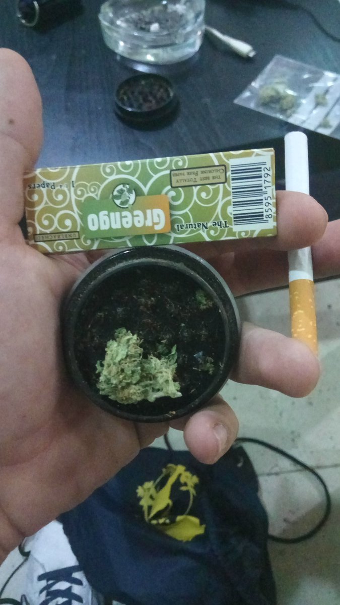 liatumundo's tweet photo. Si tienes frío, ven, tengo hueco en mi infierno https://t.co/r4aTvjsYka