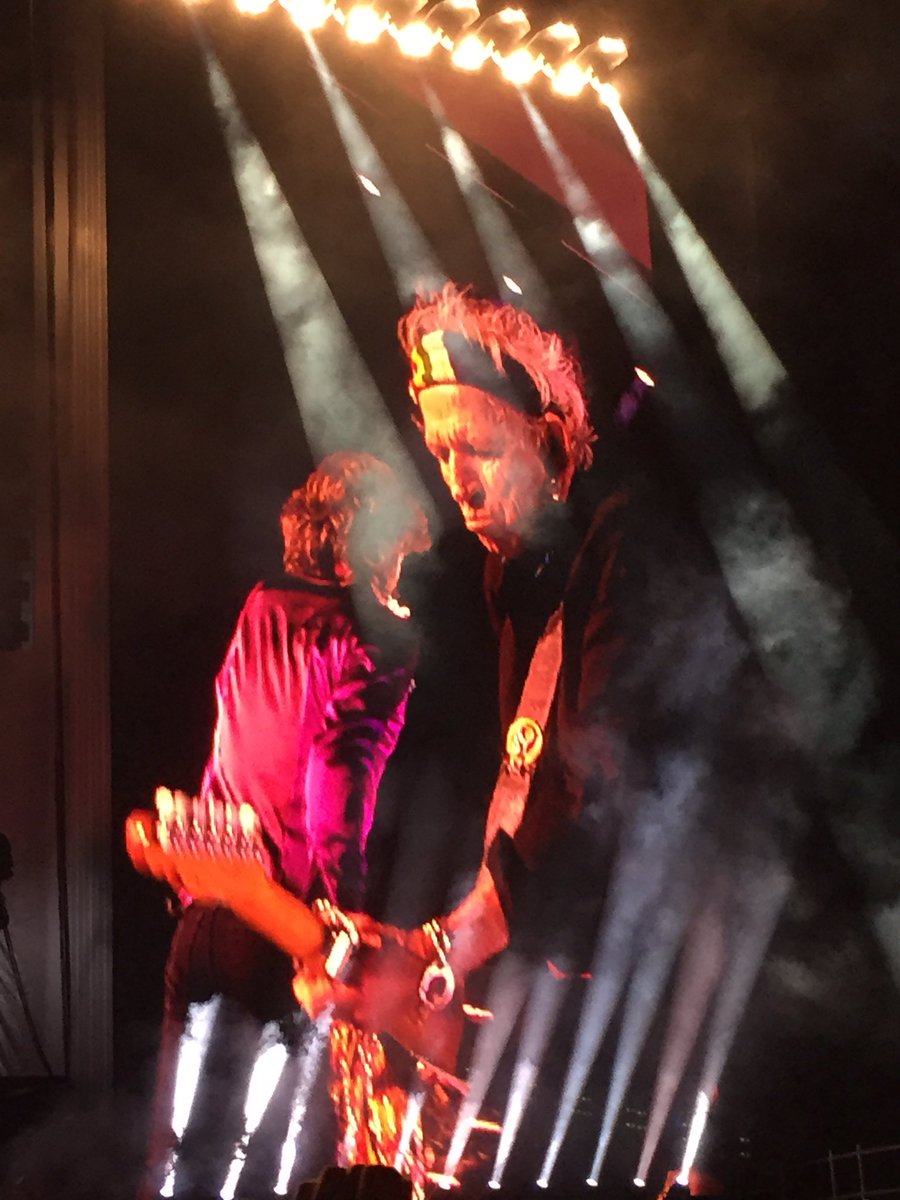 AlessiaNastasio's tweet photo. ❤️ keef! #keithrichard #RollingStones #ROLLINGSTONESLUCCA @officialKeef https://t.co/3CjZZtrimZ