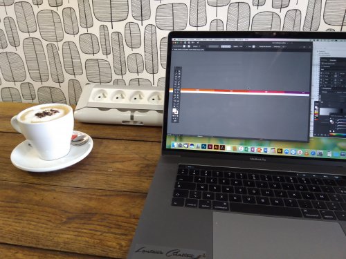 LantanaCreation's tweet photo. #lagiraffe #coworking #lantanacreation #dynabuy #flocage 😊 https://t.co/xNC5SljKfO