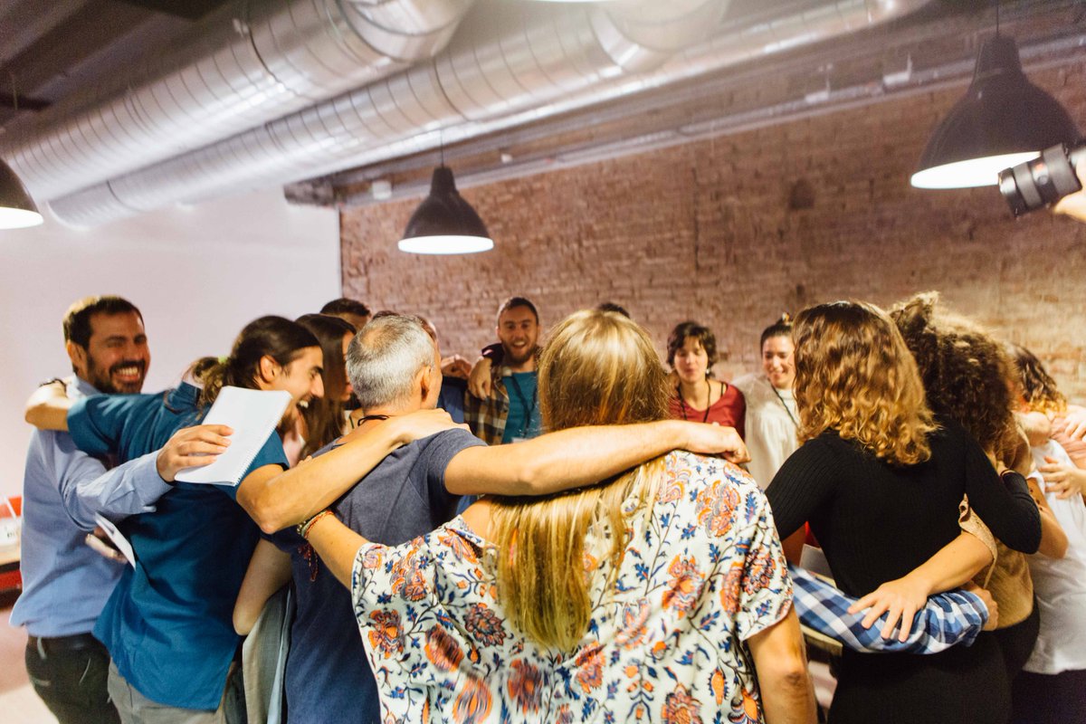 Atipics_es's tweet photo. #DemoDayAtipics Gracias a los q habéis contribuido a q #Atípics viera la #luz y a los 20 participantes por hacernos creer en un mundo mejor! https://t.co/VYIS5xXG1k