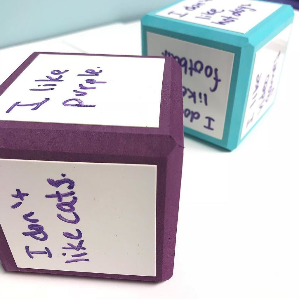Dry erase blocks to work on combining simple sentences and conjunctions!  Love a simple, hands on activity that wi… ift.tt/2gdvfqs