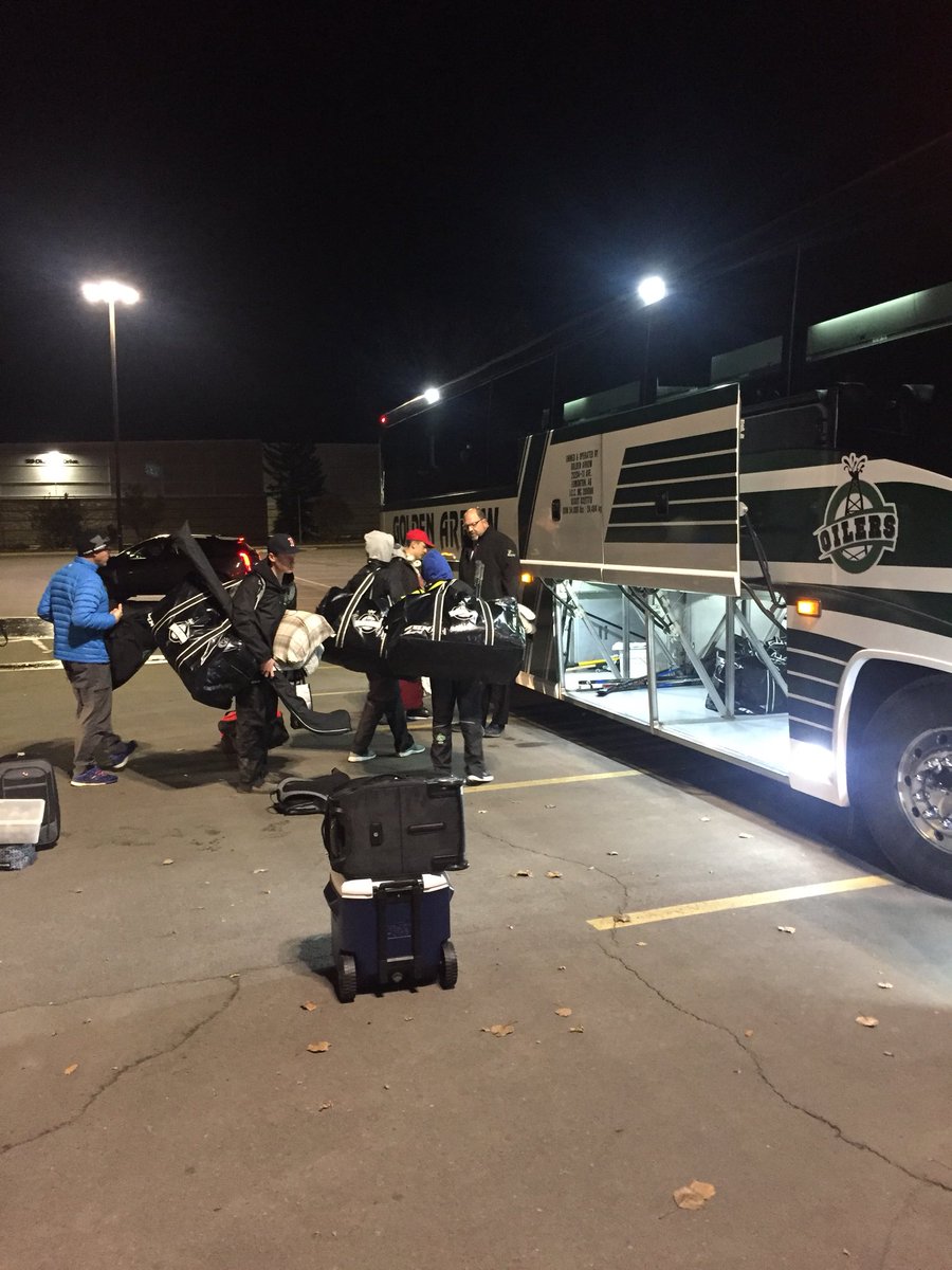 Oilers_AAA's tweet photo. Well it’s early a.m., but the boys look energized for the trip to @BantamAAATourn . Work hard and have fun! #nicebus. 😴😴😴#ontheroadagain https://t.co/VHbtzannG8