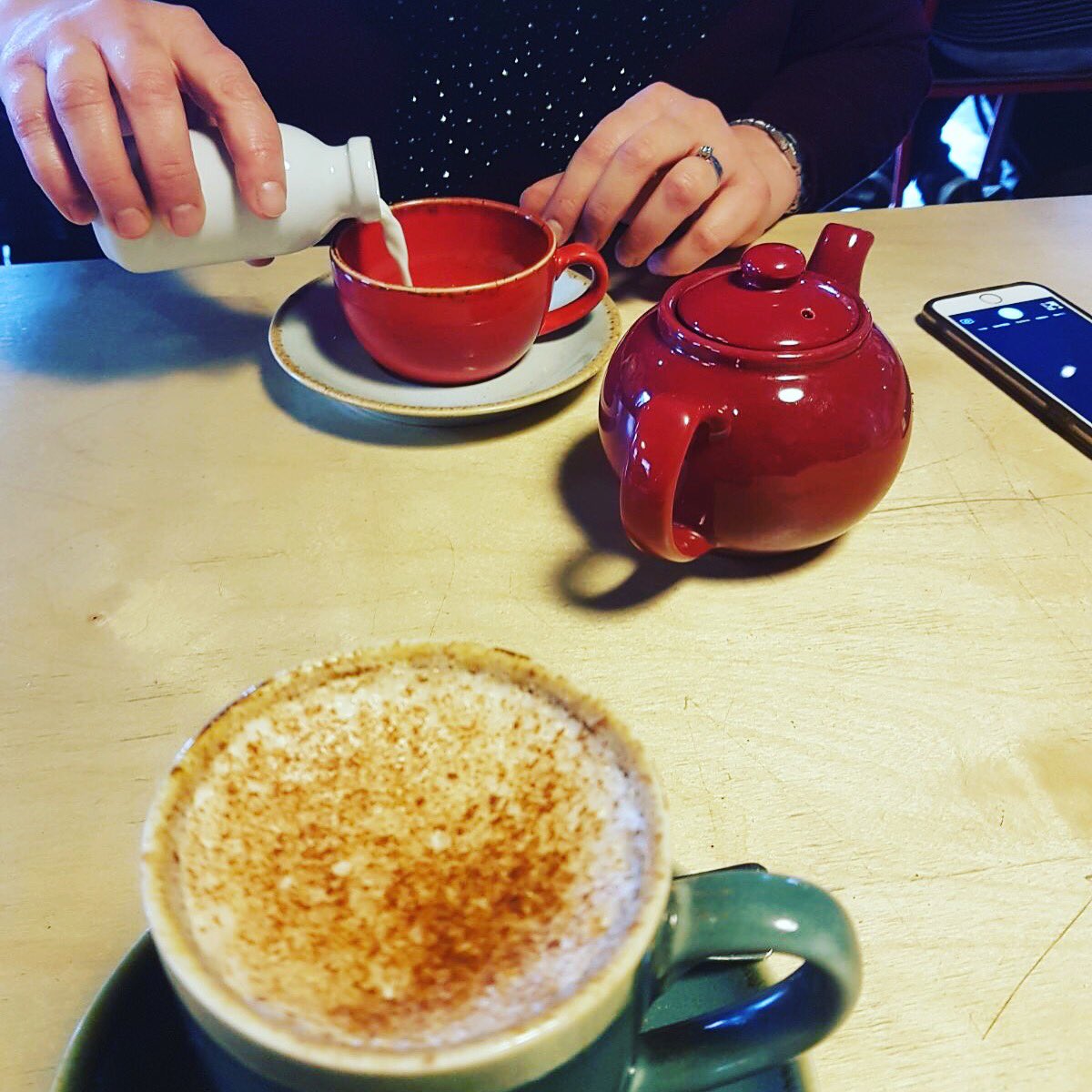 A lovely #cupoftea & a #chai #latte  from @ezraandgil with @mrsmlatham on a #foodie #dayout in #manchester #igers #mcrigers