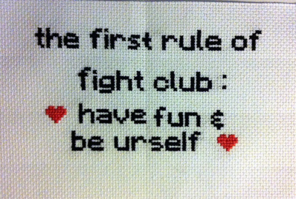 Правила бойцовсокго клуб. Тренер из бойцовского клуба. First rule. Правила бойцовского клуба. Первое правило бойцовского клуба.