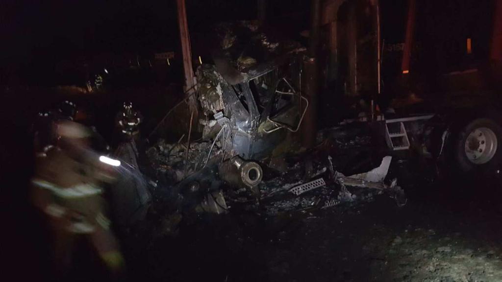 TheCounty_ME's tweet image. Freight train, log truck collide in Danforth #county #loggingaccident #train

thecounty.me/2017/10/05/new…